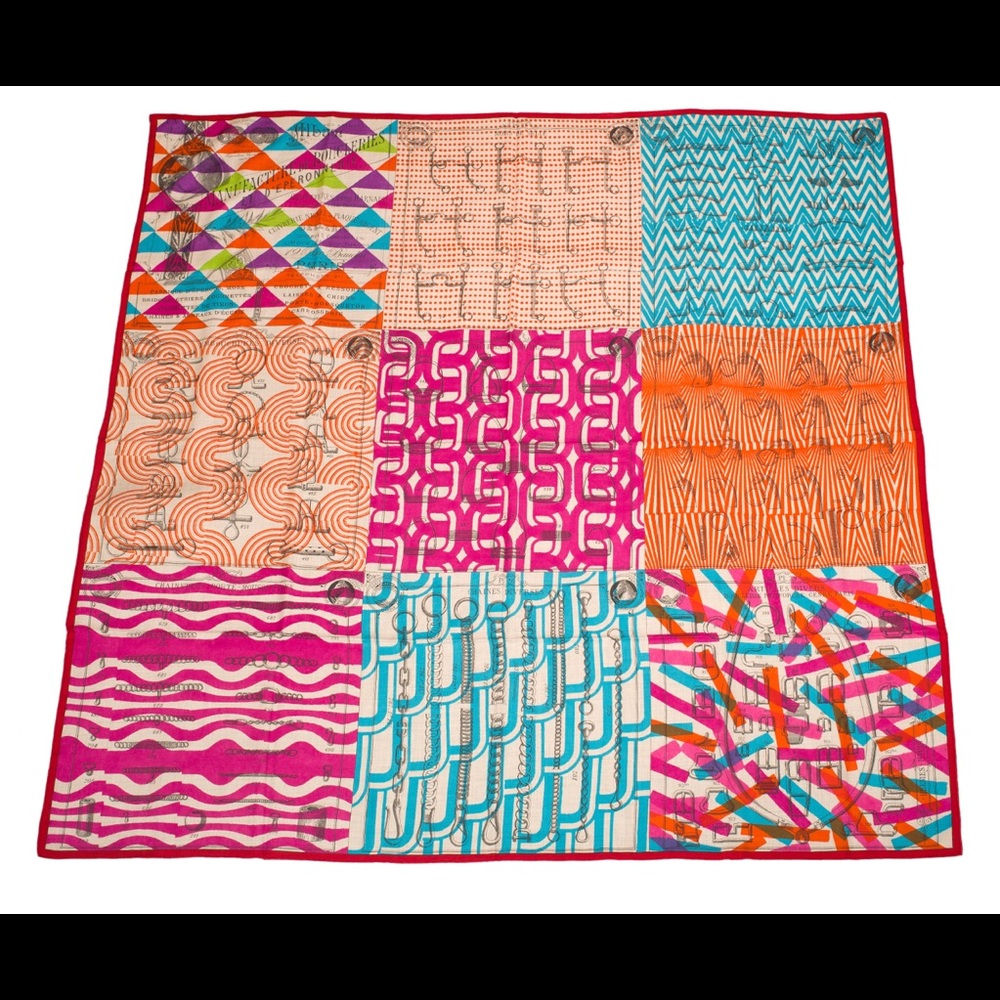 Hermes Manufactures de Boucleries Shawl